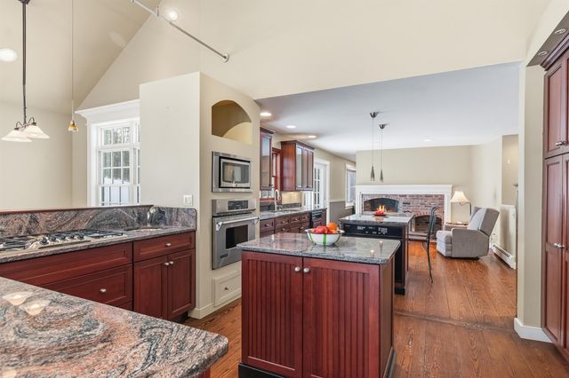 1397 Cobb Hill Road, Moretown, VT 05660