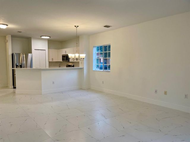 4987 SE Mariner Garden Circle SE, Stuart, FL 34997