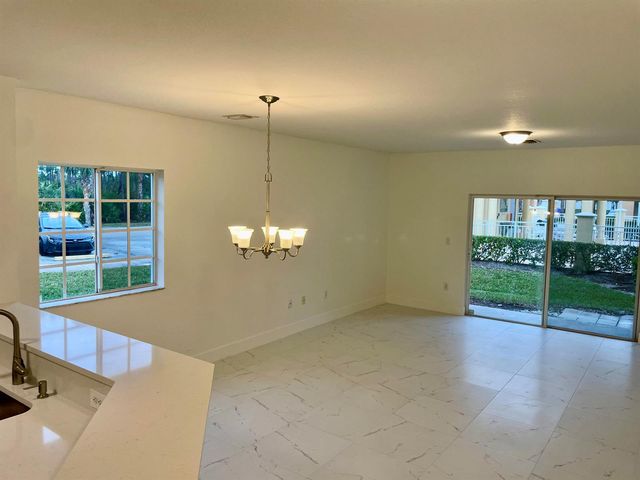 4987 SE Mariner Garden Circle SE, Stuart, FL 34997