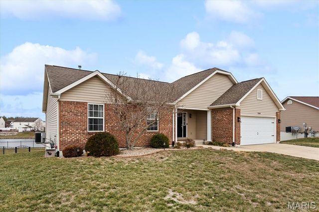 2030 Woodsong Way Lane, Belleville, IL 62220