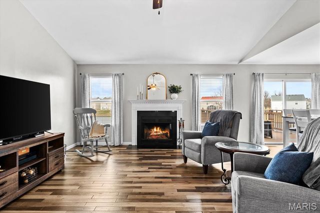 2030 Woodsong Way Lane, Belleville, IL 62220