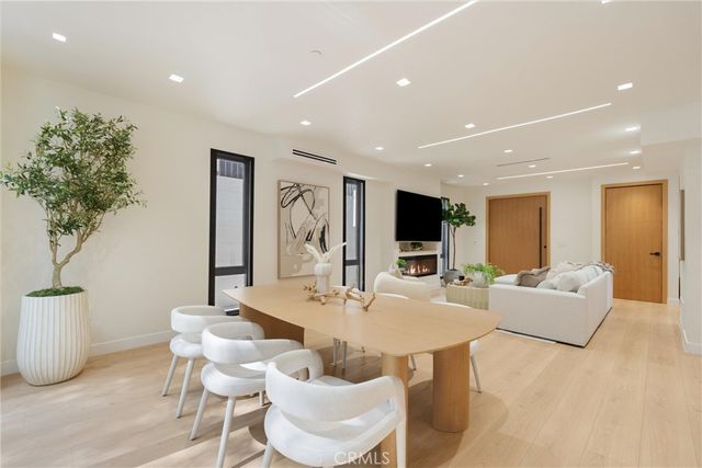 1036 Lanark, Los Angeles, CA 90041