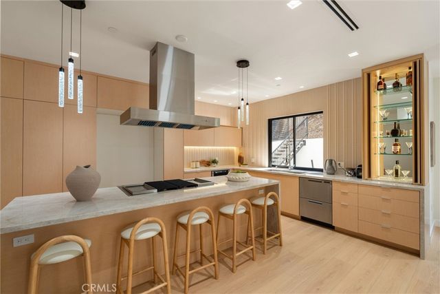 1036 Lanark, Los Angeles, CA 90041