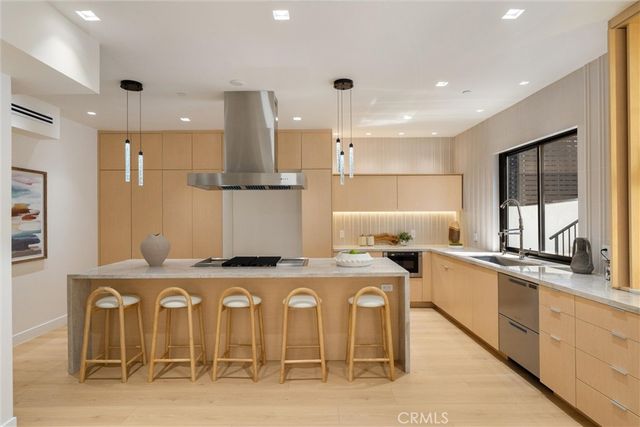 1036 Lanark, Los Angeles, CA 90041
