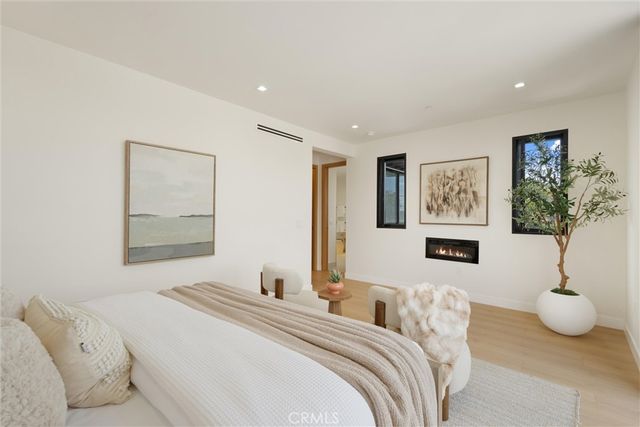1036 Lanark, Los Angeles, CA 90041
