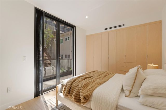 1036 Lanark, Los Angeles, CA 90041