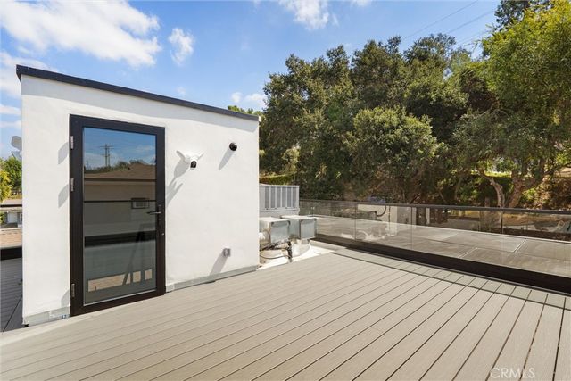 1036 Lanark, Los Angeles, CA 90041