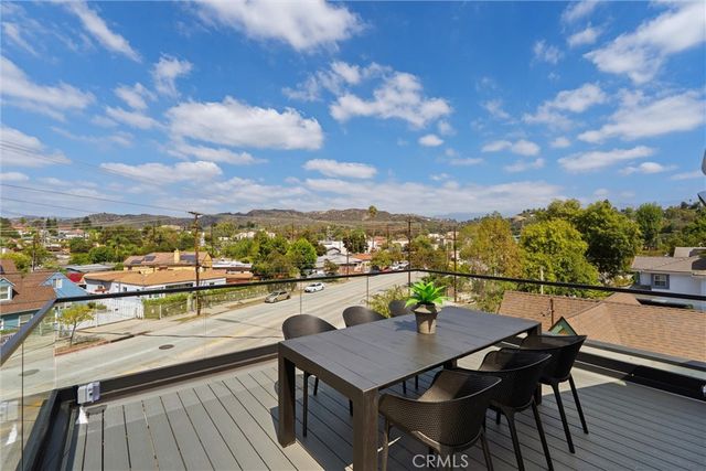 1036 Lanark, Los Angeles, CA 90041