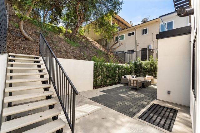 1036 Lanark, Los Angeles, CA 90041