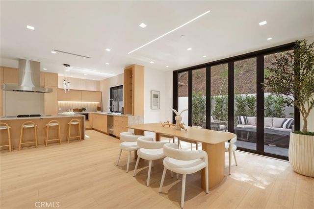 1036 Lanark, Los Angeles, CA 90041