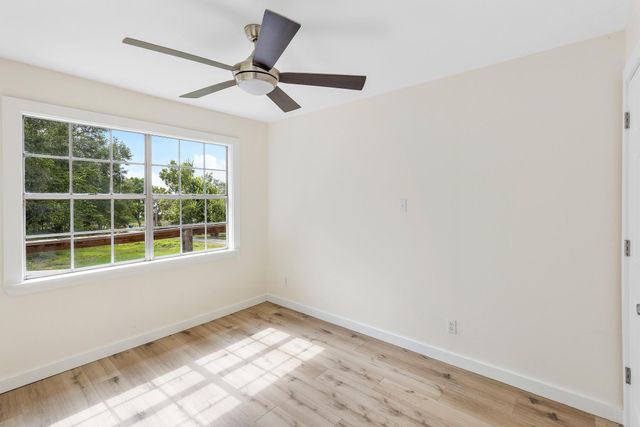 161 White Oak Street, Point Blank, TX 77364