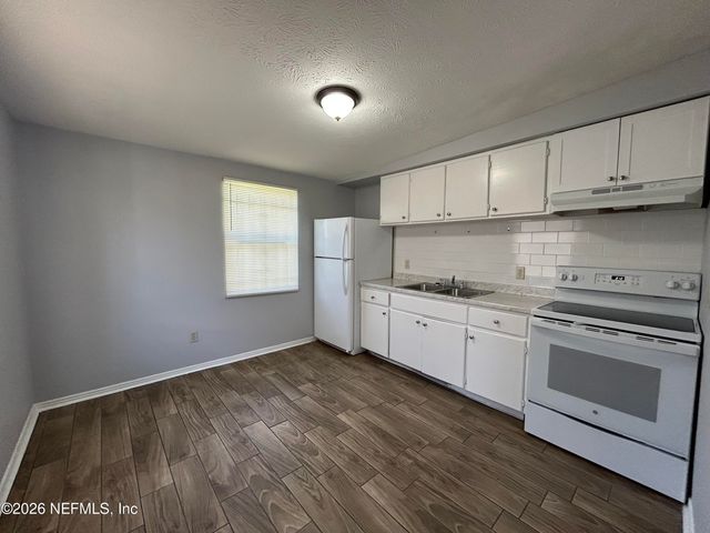 3248 PHYLLIS Street, Jacksonville, FL 32205