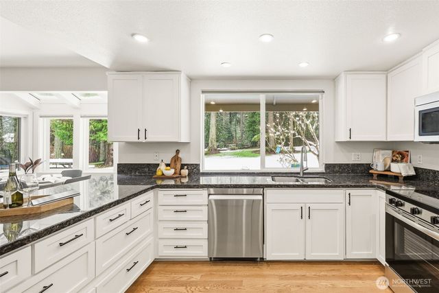 16006 NE 160TH Street, Woodinville, WA 98072