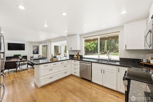 16006 NE 160TH Street, Woodinville, WA 98072