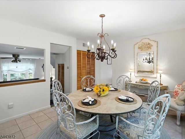 76 Long Hill Rd, Long Hill Twp., NJ 07933