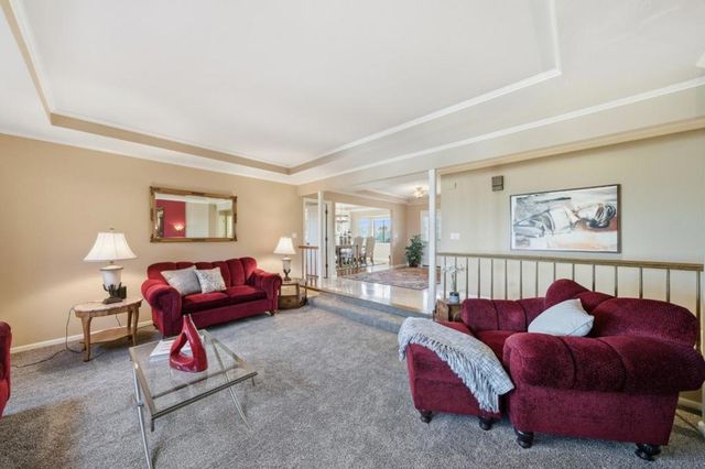 733 Temescal Way, Redwood City, CA 94062