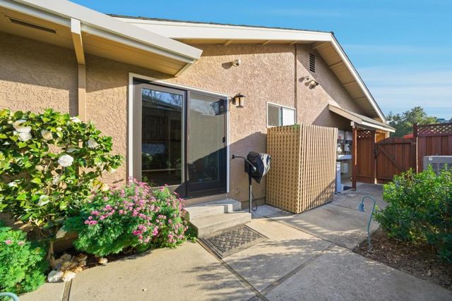 733 Temescal Way, Redwood City, CA 94062