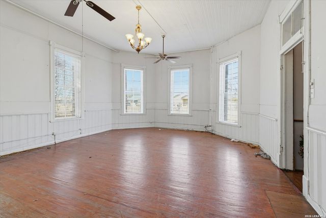 802 Kentucky Ave, San Antonio, TX 78201