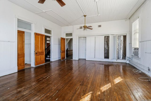 802 Kentucky Ave, San Antonio, TX 78201