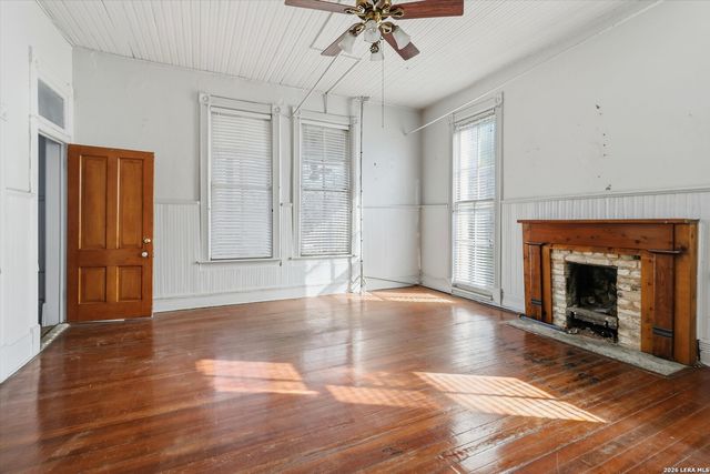 802 Kentucky Ave, San Antonio, TX 78201