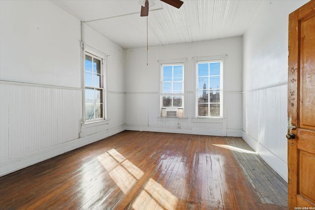 802 Kentucky Ave, San Antonio, TX 78201