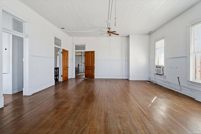 802 Kentucky Ave, San Antonio, TX 78201