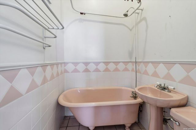 802 Kentucky Ave, San Antonio, TX 78201