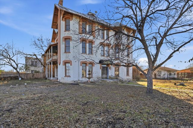 802 Kentucky Ave, San Antonio, TX 78201