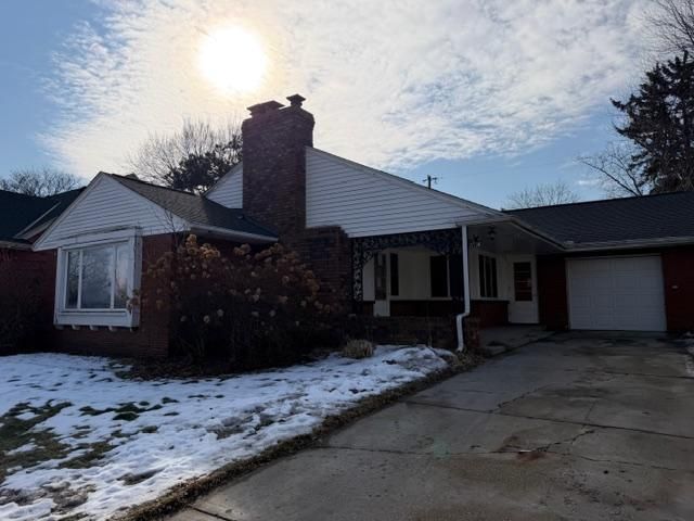 1030 Hyacinth Avenue E, Saint Paul, MN 55106