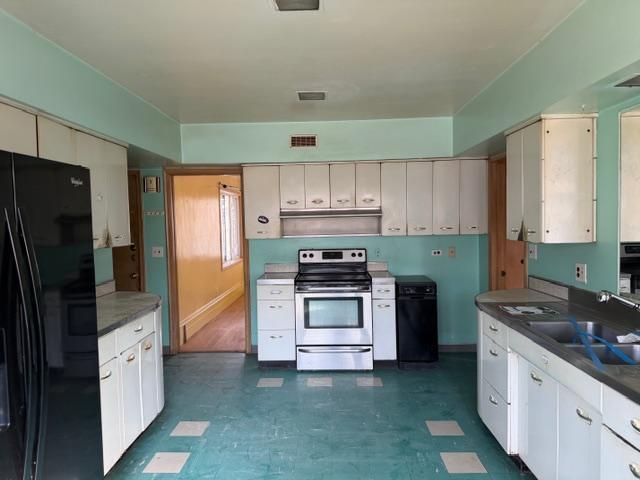 1030 Hyacinth Avenue E, Saint Paul, MN 55106