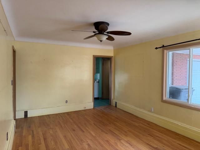 1030 Hyacinth Avenue E, Saint Paul, MN 55106