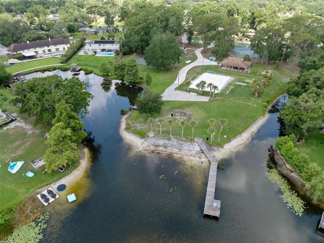 105 PINE TREE LANE, Altamonte Springs, FL 32714
