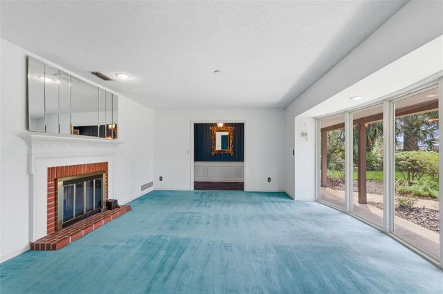 105 PINE TREE LANE, Altamonte Springs, FL 32714