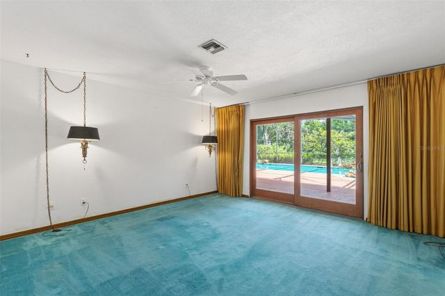 105 PINE TREE LANE, Altamonte Springs, FL 32714