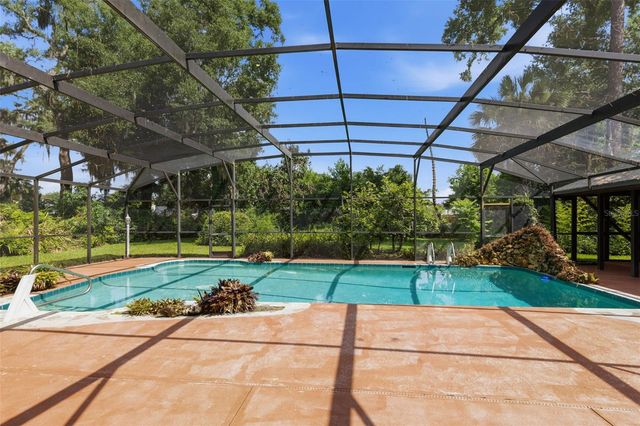 105 PINE TREE LANE, Altamonte Springs, FL 32714