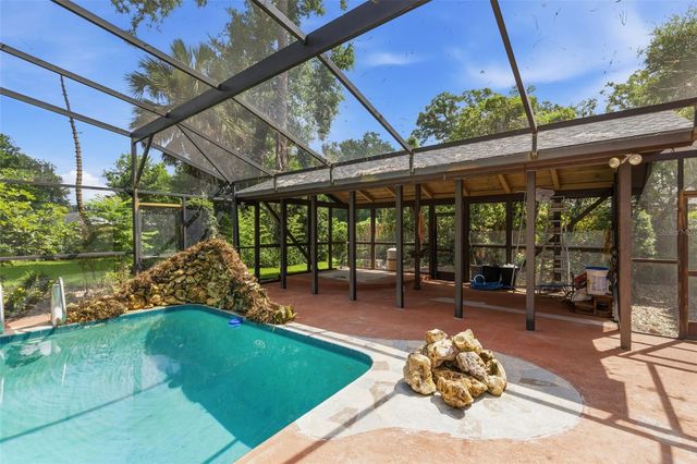 105 PINE TREE LANE, Altamonte Springs, FL 32714