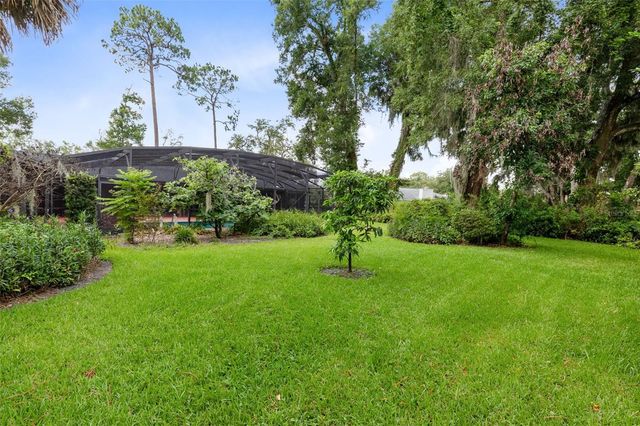 105 PINE TREE LANE, Altamonte Springs, FL 32714