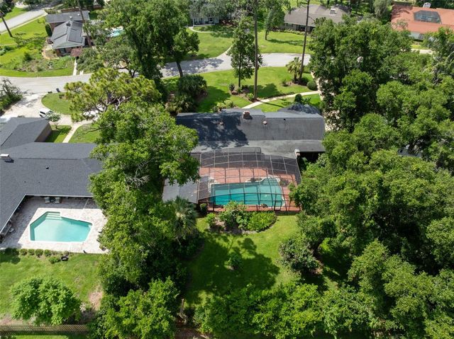 105 PINE TREE LANE, Altamonte Springs, FL 32714