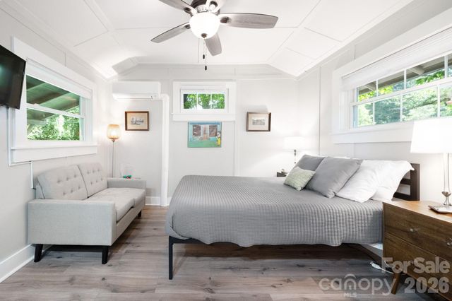 15 and 16 Cottage Drive, Asheville, NC 28805