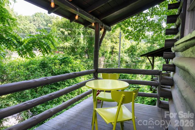 15 and 16 Cottage Drive, Asheville, NC 28805