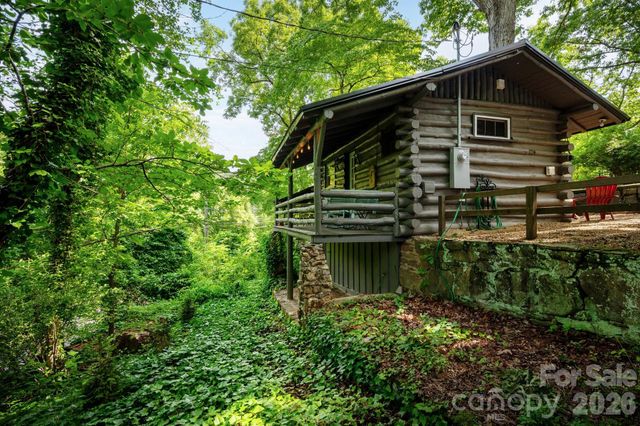 15 and 16 Cottage Drive, Asheville, NC 28805