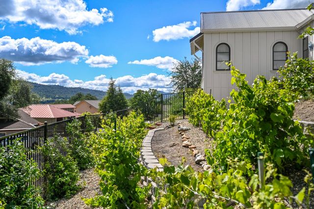 616 Selkirk Ranch, Angels Camp, CA 95222