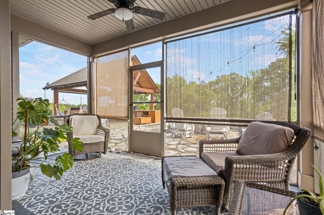 516 Ladysmith Drive, Simpsonville, SC 29681