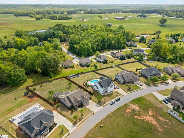 516 Ladysmith Drive, Simpsonville, SC 29681