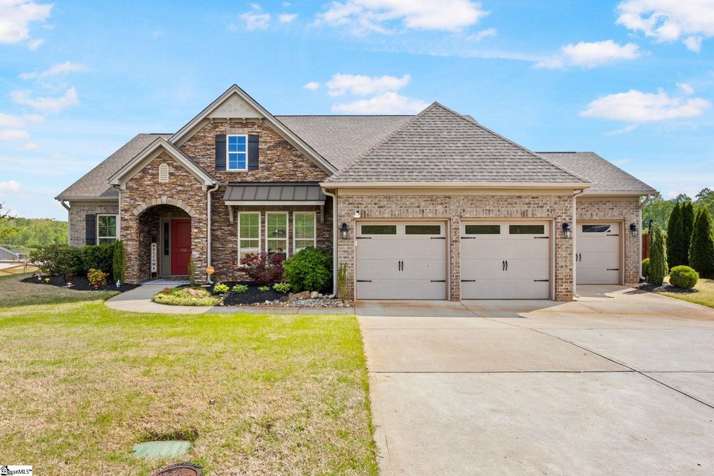 516 Ladysmith Drive, Simpsonville, SC 29681