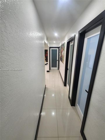 3617 NW 37th St, Lauderdale Lakes, FL 33309
