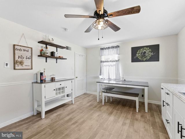 401 WOODBURY TER, West Deptford, NJ 08086