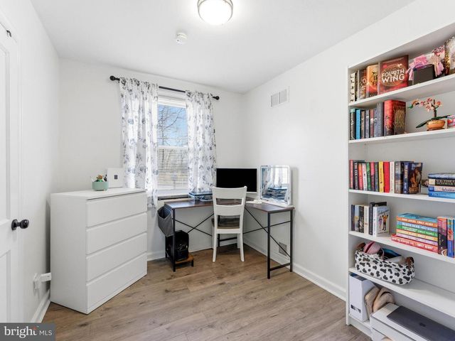 401 WOODBURY TER, West Deptford, NJ 08086