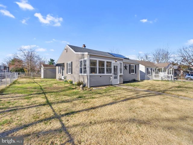 401 WOODBURY TER, West Deptford, NJ 08086