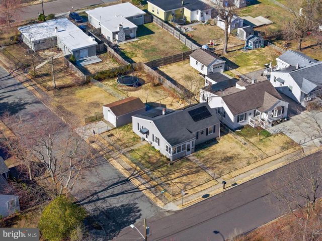 401 WOODBURY TER, West Deptford, NJ 08086